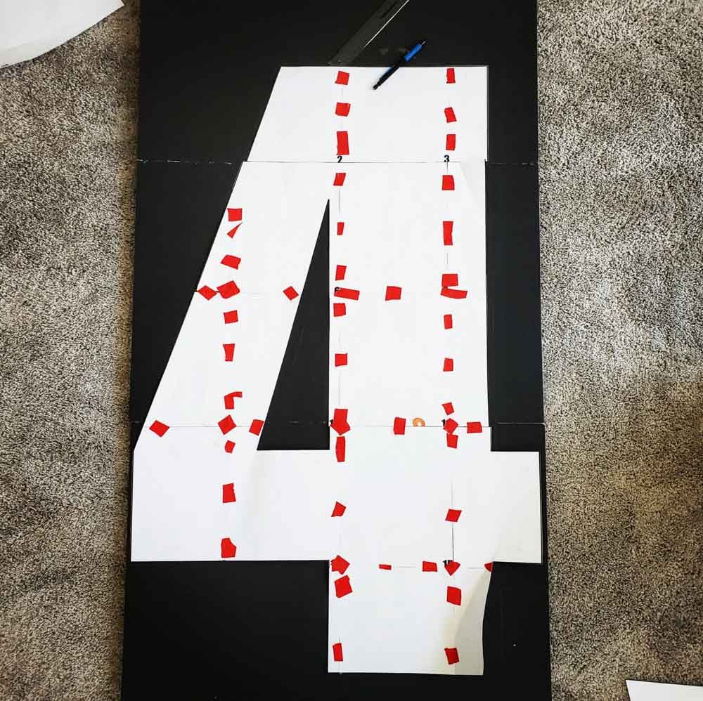 DIY Number 4 Balloon Mosaic Mommy Clicks