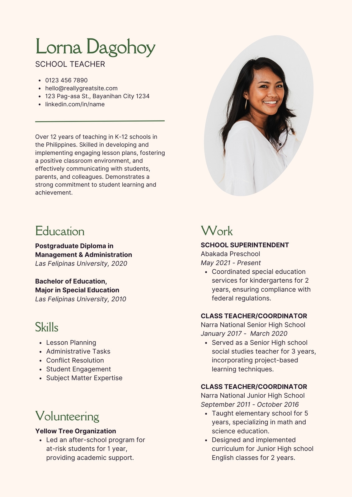 Free Editable Teacher Resume Templates Canva