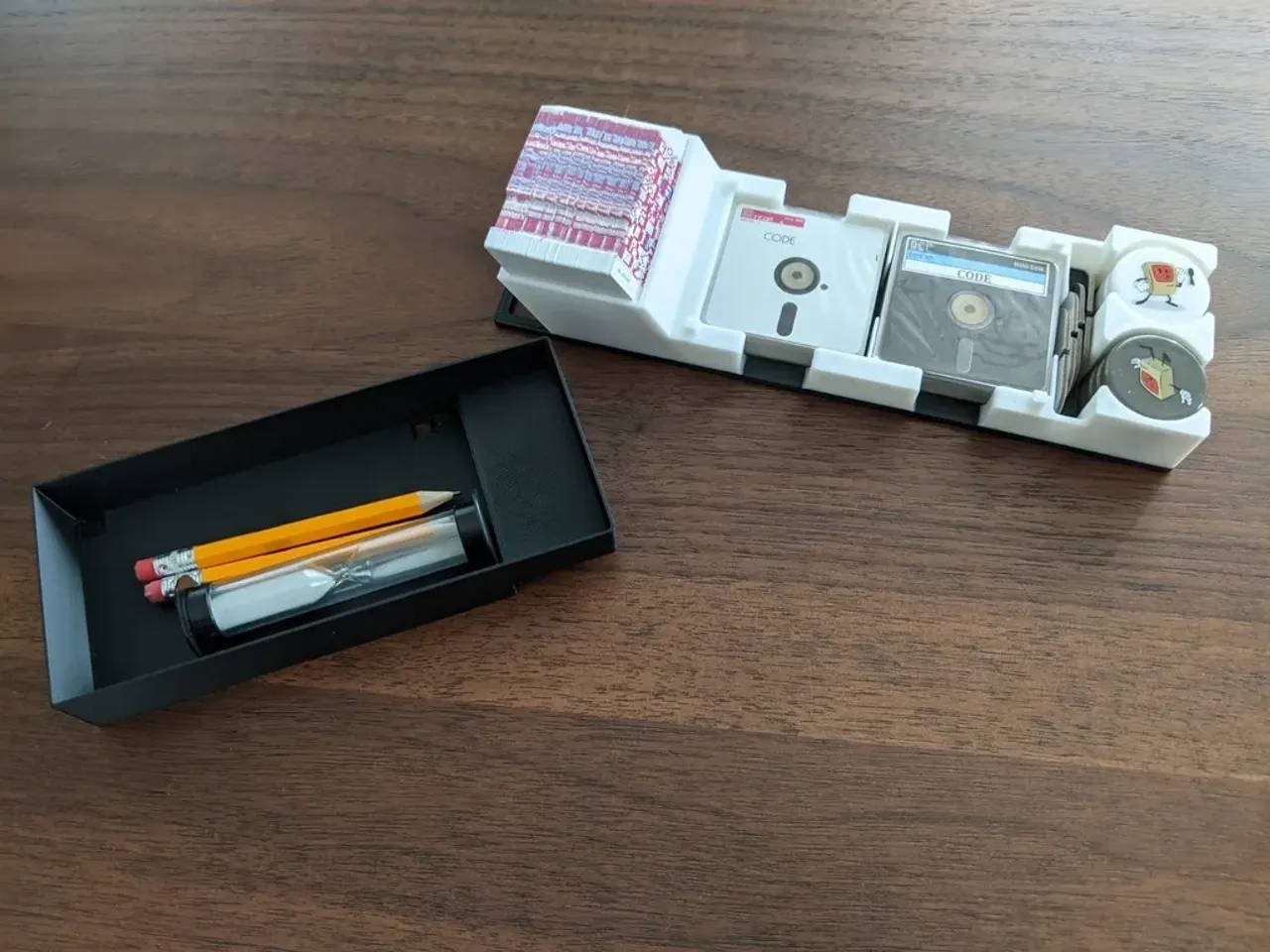 Decrypto Insert Sleeved And GeekUp By Tedcook94 Download Free STL Model Printables