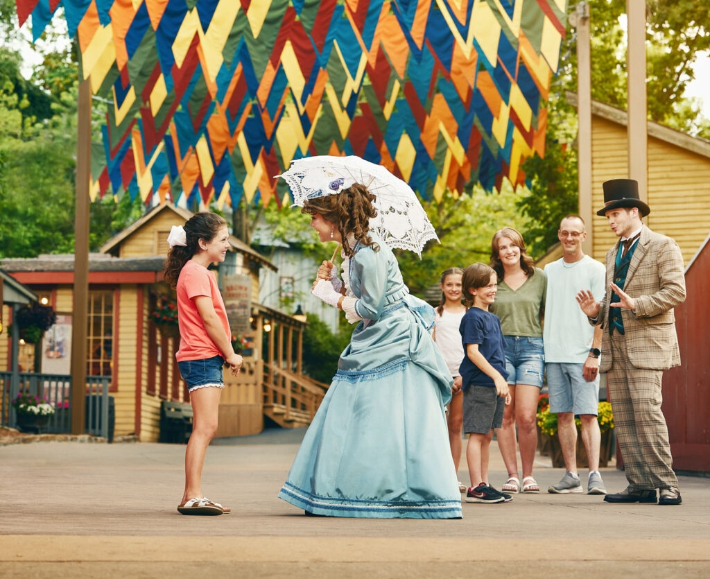 Visitors Guide To Silver Dollar City In 2026