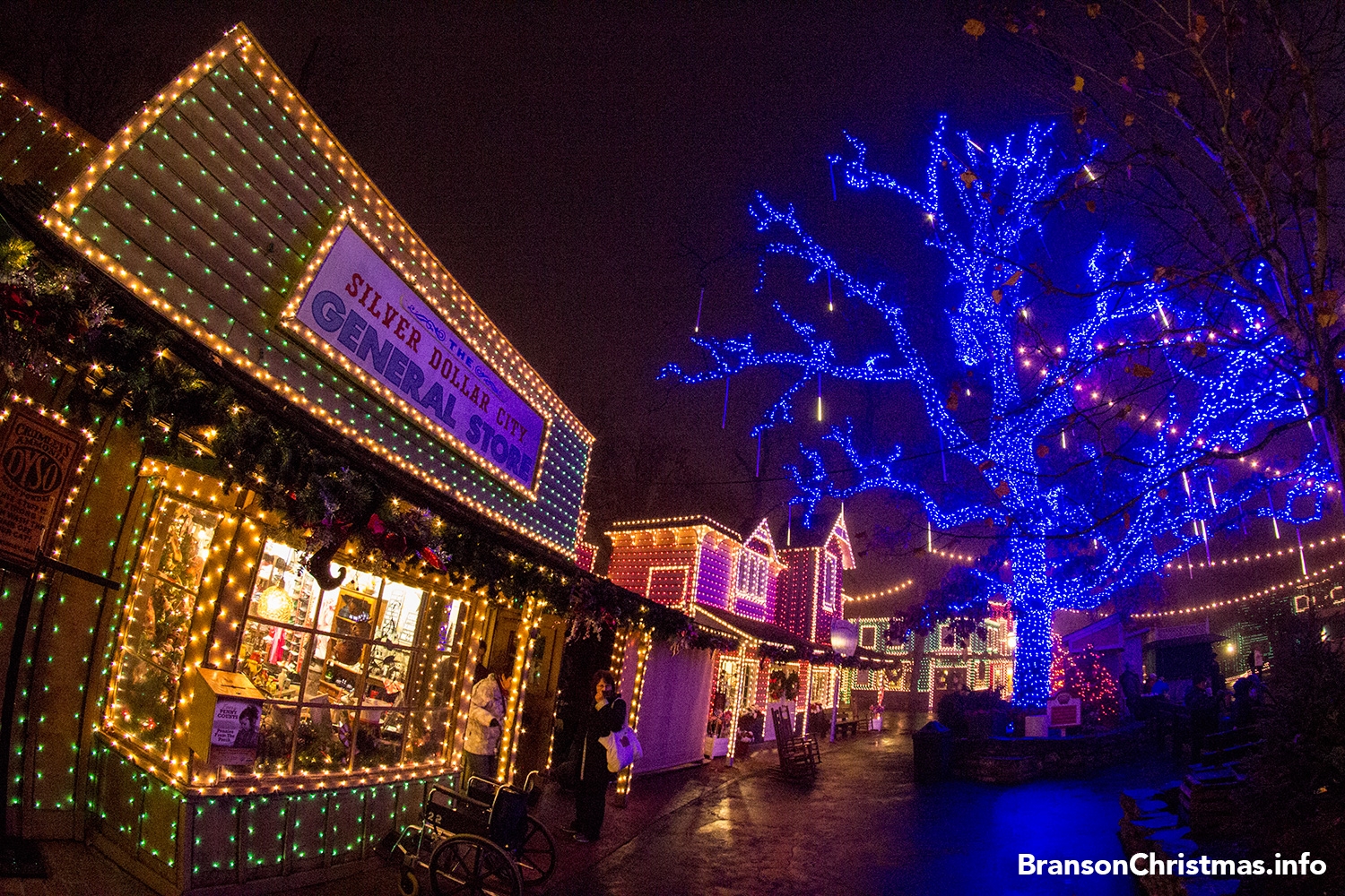 Where To Find The Best Prices On Silver Dollar City Tickets Branson Christmas Info